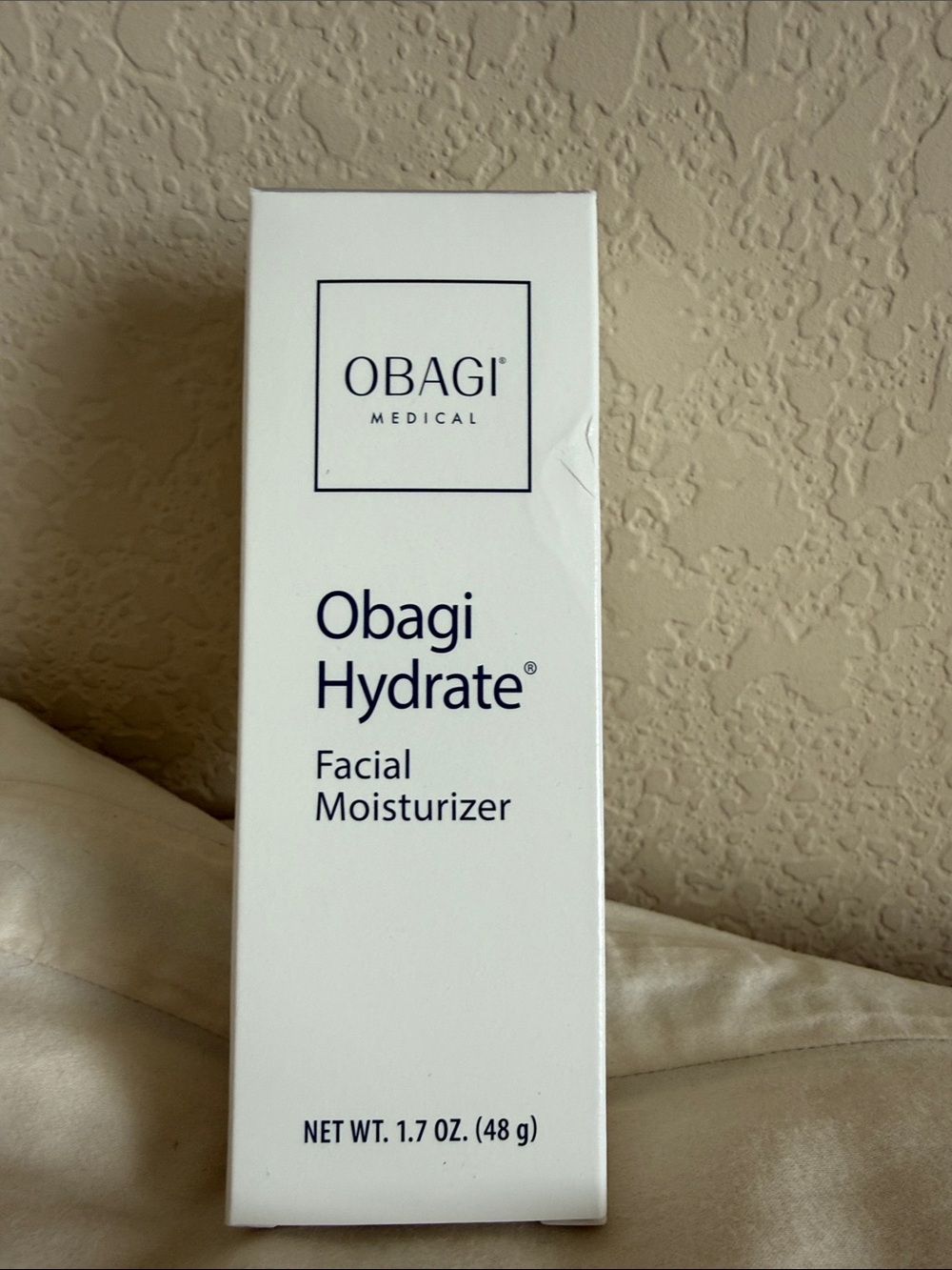 Obagi Hydrate Facial Moisturizer - White Packaging